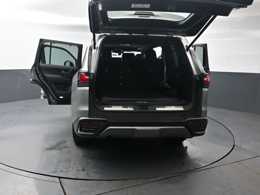 2023 Lexus LX 600 Luxury