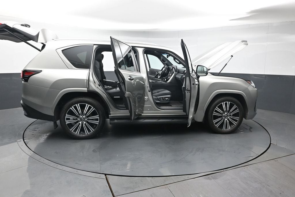 2023 Lexus LX 600 Luxury