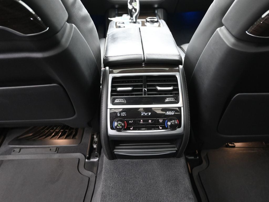 2016 BMW 7 Series 750i xDrive