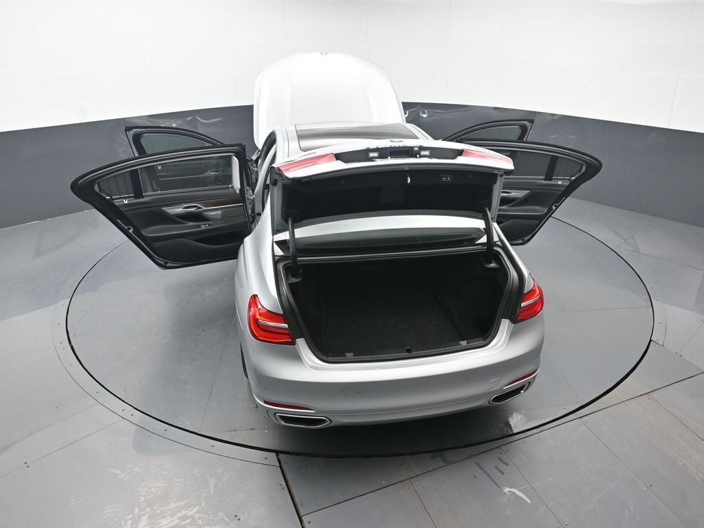 2016 BMW 7 Series 750i xDrive