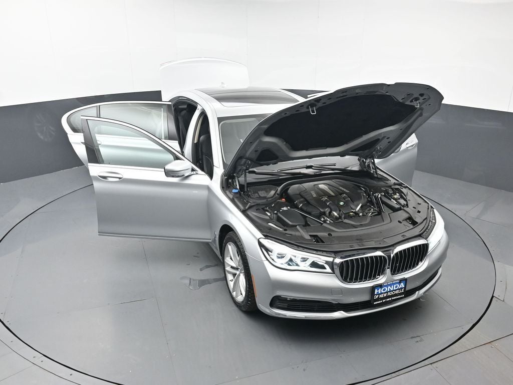 2016 BMW 7 Series 750i xDrive