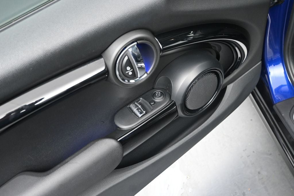 2019 MINI Cooper S Signature