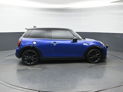 2019 MINI Cooper S Signature