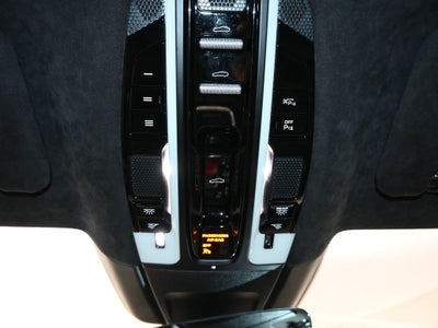 2020 Porsche Panamera GTS