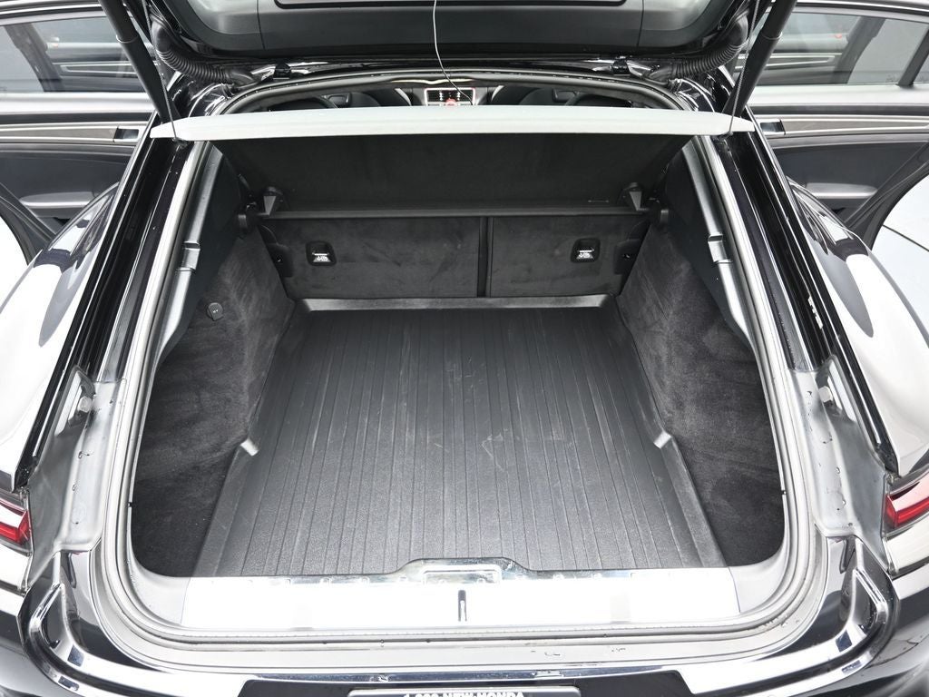 2020 Porsche Panamera GTS