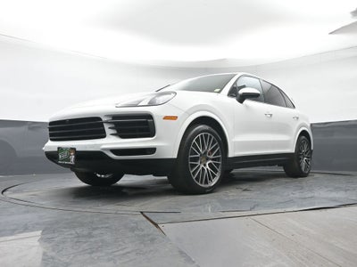 2022 Porsche Cayenne Base