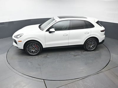 2022 Porsche Cayenne Base