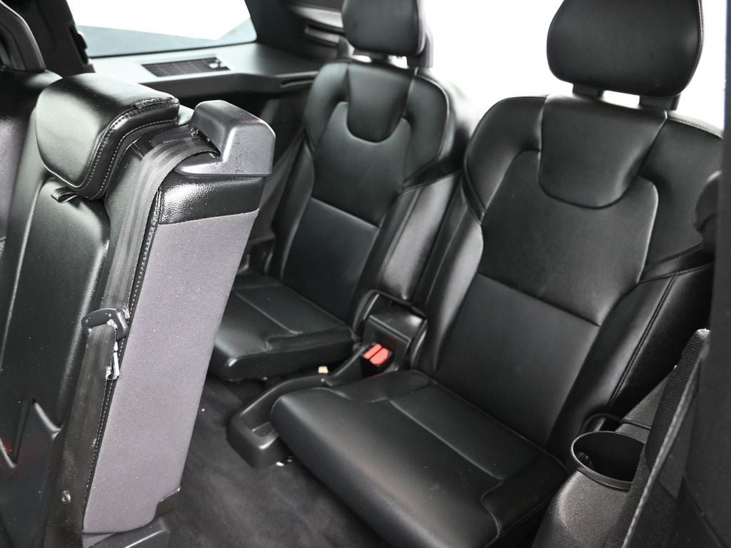 2019 Volvo XC90 T5 Momentum