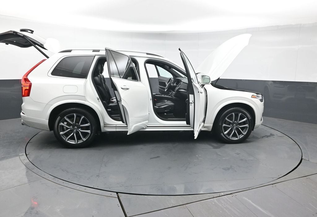 2019 Volvo XC90 T5 Momentum