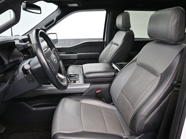 2022 Ford F-150 Lightning Lariat