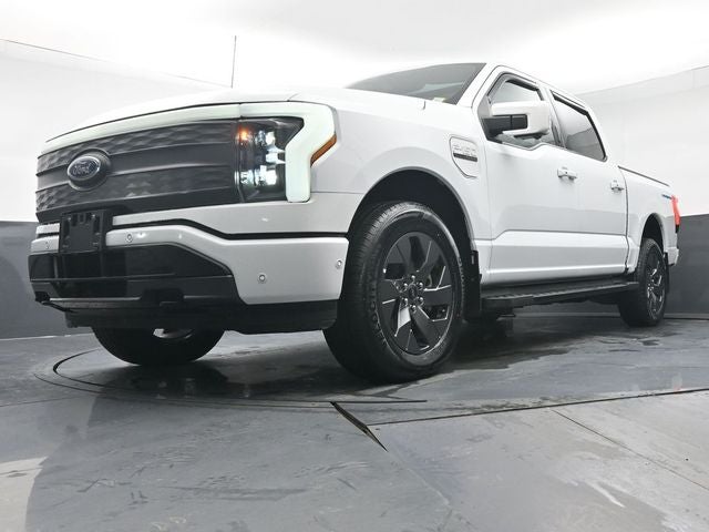 2022 Ford F-150 Lightning Lariat