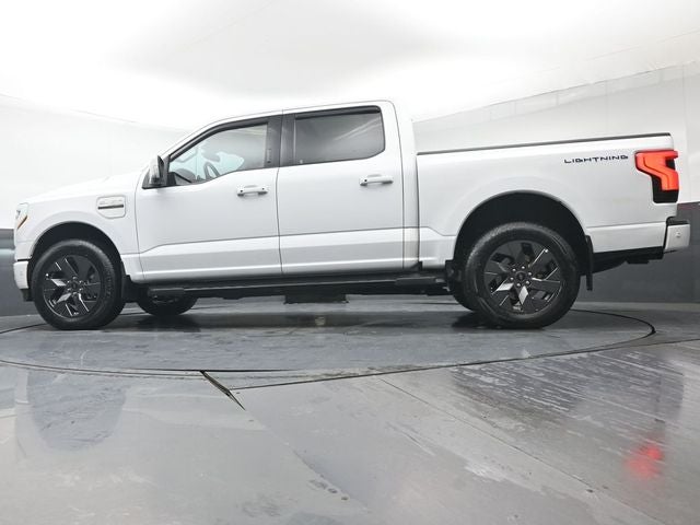 2022 Ford F-150 Lightning Lariat
