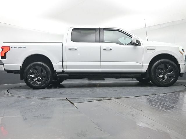 2022 Ford F-150 Lightning Lariat