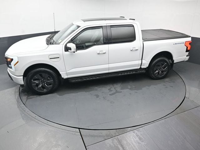 2022 Ford F-150 Lightning Lariat