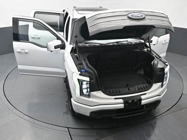 2022 Ford F-150 Lightning Lariat