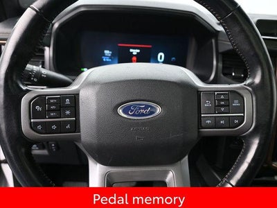 2022 Ford F-150 Lightning Lariat