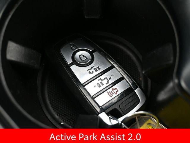 2022 Ford F-150 Lightning Lariat