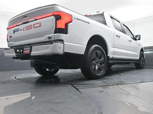2022 Ford F-150 Lightning Lariat
