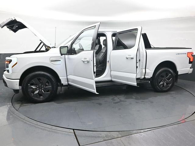 2022 Ford F-150 Lightning Lariat