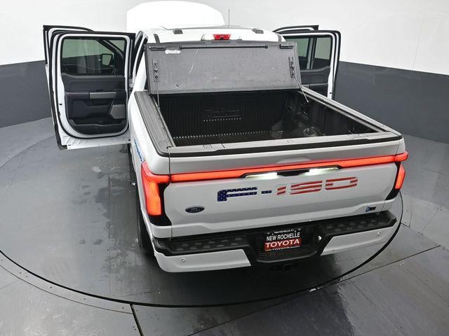 2022 Ford F-150 Lightning Lariat