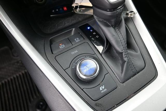 2025 Toyota RAV4 Hybrid XSE
