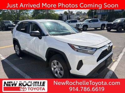 2023 Toyota RAV4 LE