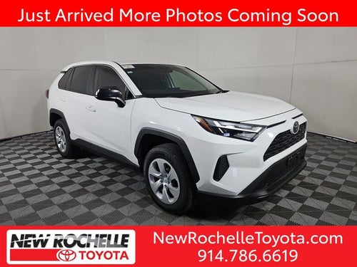 2025 Toyota RAV4 LE