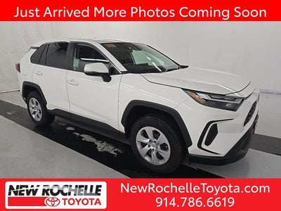 2025 Toyota RAV4 LE