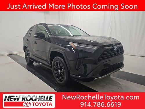 2024 Toyota RAV4 Hybrid SE