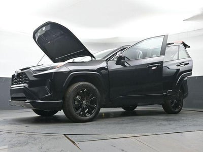 2024 Toyota RAV4 Hybrid SE