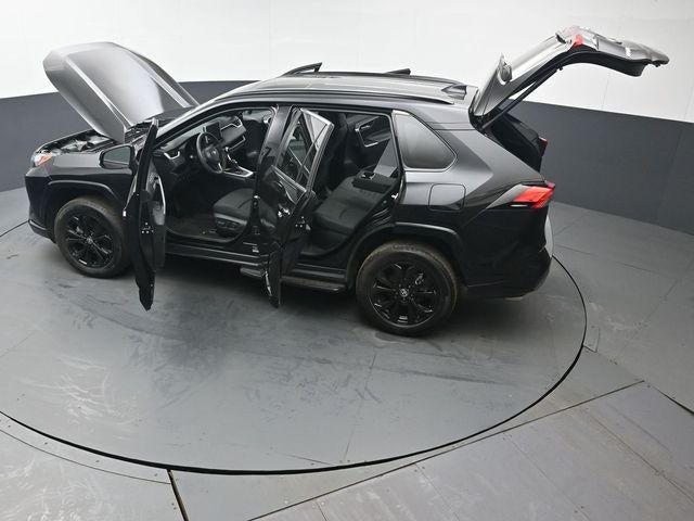 2024 Toyota RAV4 Hybrid SE