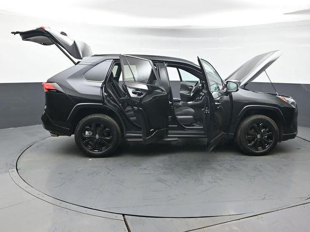 2024 Toyota RAV4 Hybrid SE