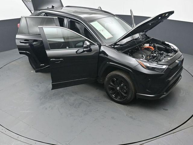 2024 Toyota RAV4 Hybrid SE