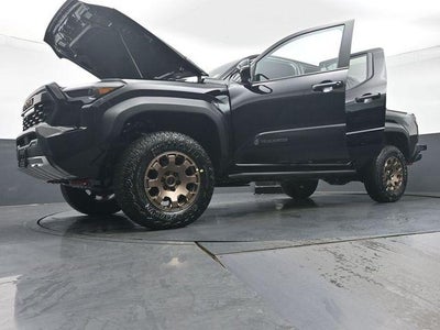 2025 Toyota Tacoma Hybrid Trailhunter