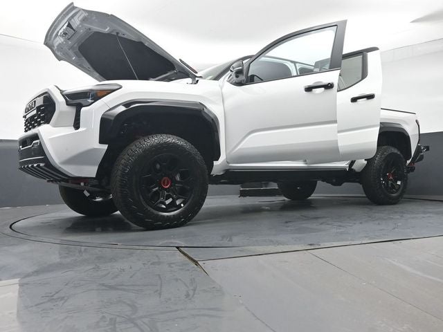 2025 Toyota Tacoma Hybrid TRD Pro