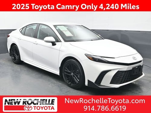 2025 Toyota Camry SE