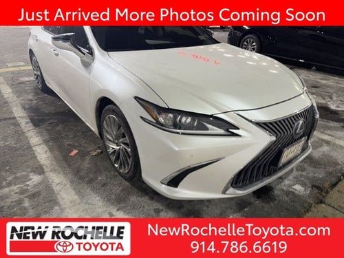 2021 Lexus ES 300h Luxury