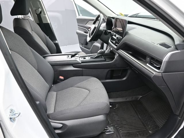 2025 Toyota Grand Highlander LE