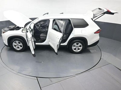 2025 Toyota Grand Highlander LE