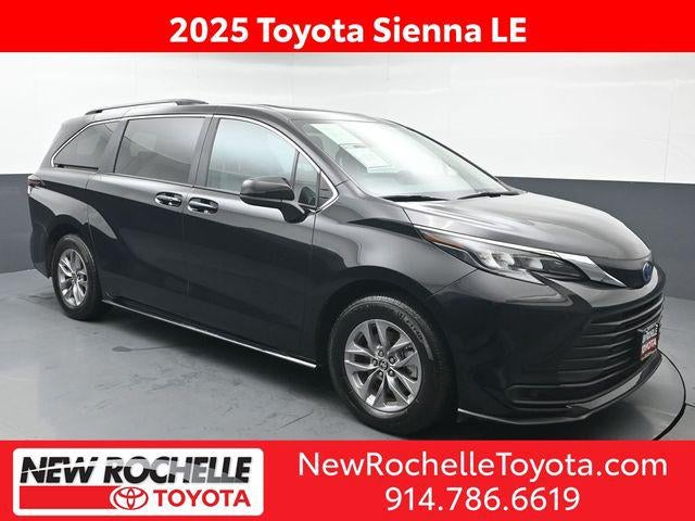 2025 Toyota Sienna LE 8 Passenger
