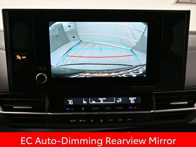 2025 Toyota Sienna LE 8 Passenger