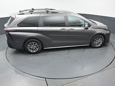 2024 Toyota Sienna LE 8 Passenger
