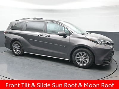 2024 Toyota Sienna LE 8 Passenger