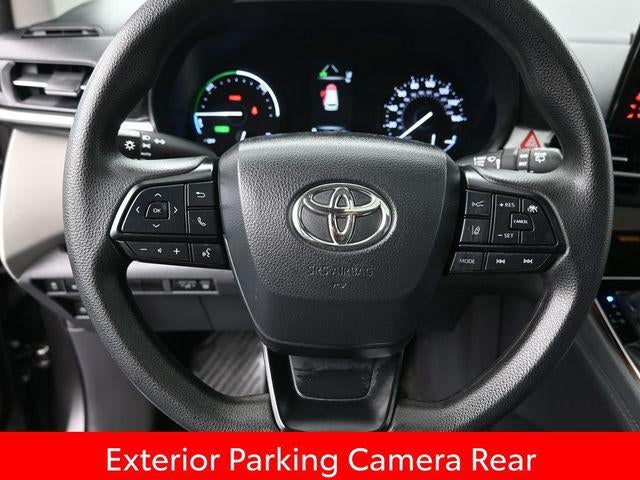 2024 Toyota Sienna LE 8 Passenger