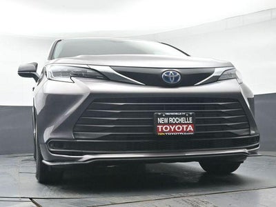 2024 Toyota Sienna LE 8 Passenger