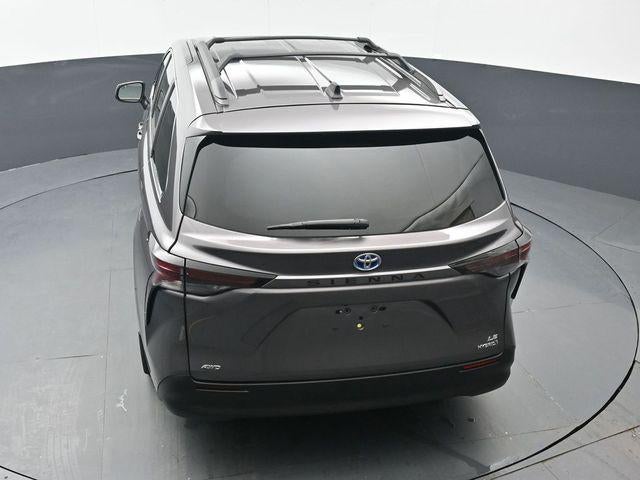 2024 Toyota Sienna LE 8 Passenger