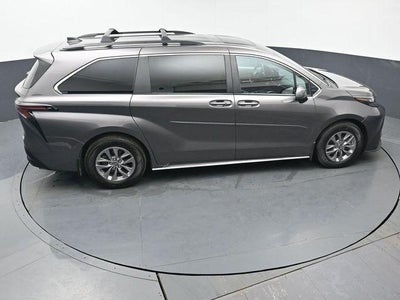 2024 Toyota Sienna LE 8 Passenger