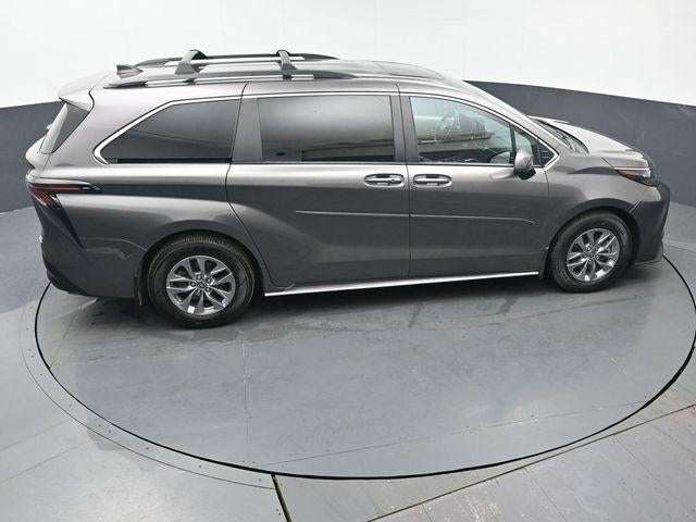 2024 Toyota Sienna LE 8 Passenger
