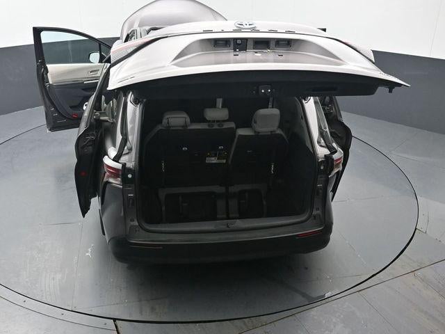 2024 Toyota Sienna LE 8 Passenger