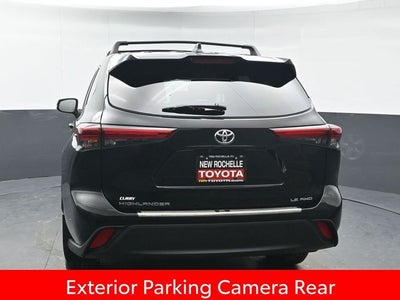 2022 Toyota Highlander LE